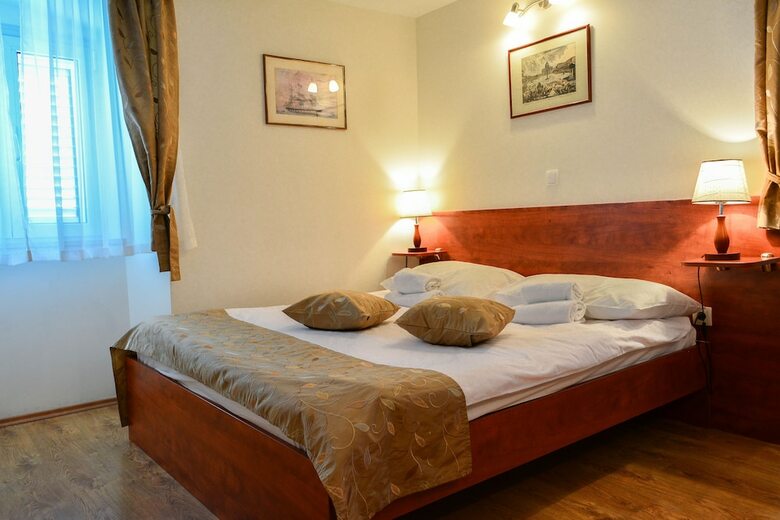 Hotel Central Palace Rooms