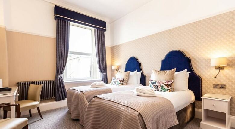 Queen's Hotel, Portsmouth Ltd.