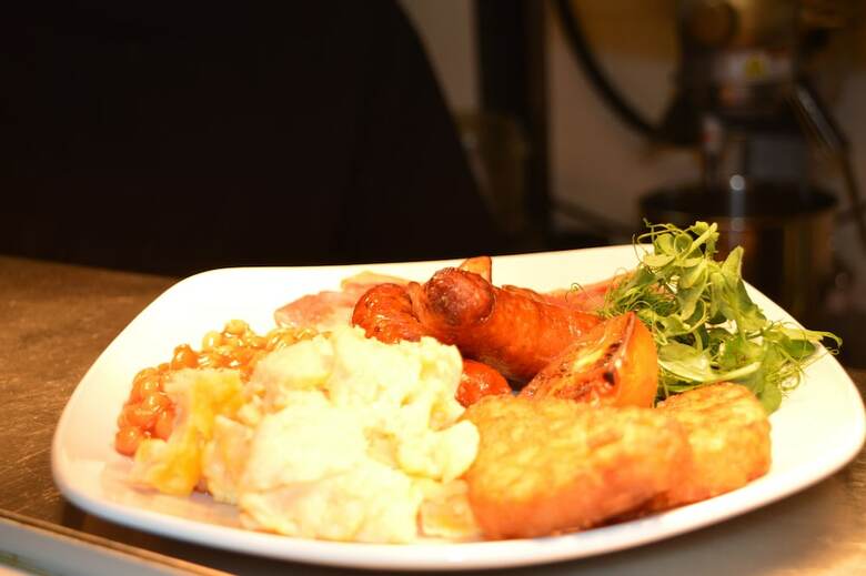 Queen's Hotel, Portsmouth Ltd.