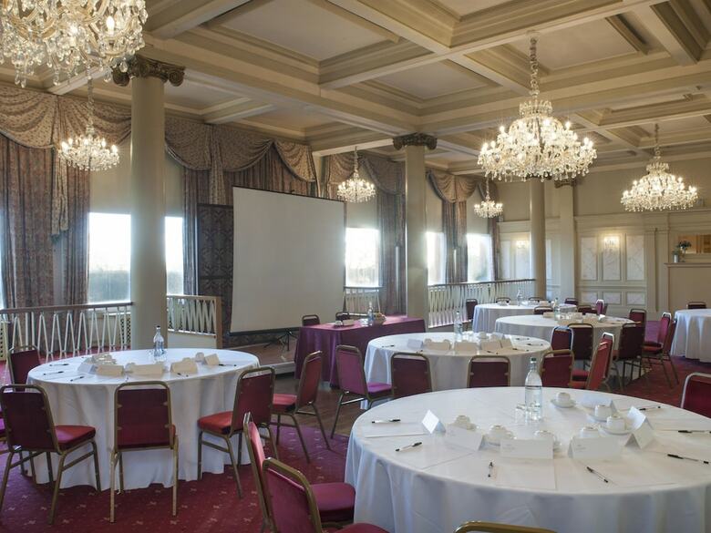 Queen's Hotel, Portsmouth Ltd.