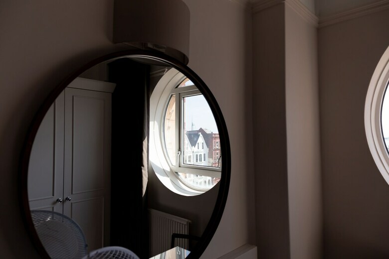 Queen's Hotel, Portsmouth Ltd.