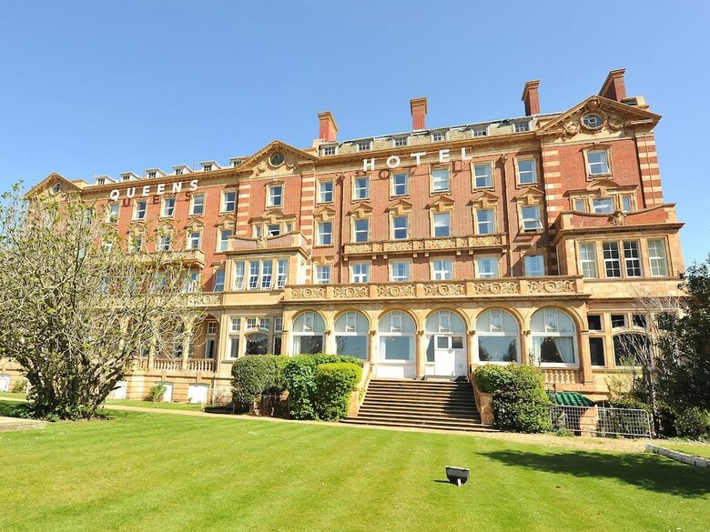 Queen's Hotel, Portsmouth Ltd.