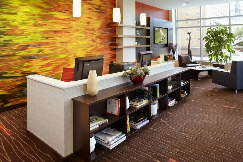 Hotel Courtyard By Marriott Cleveland University Circle