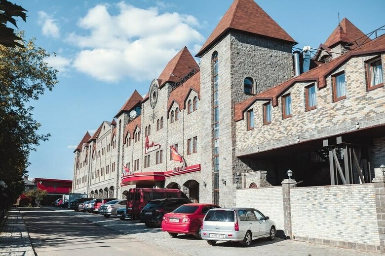 Nemchinovka Park Hotel