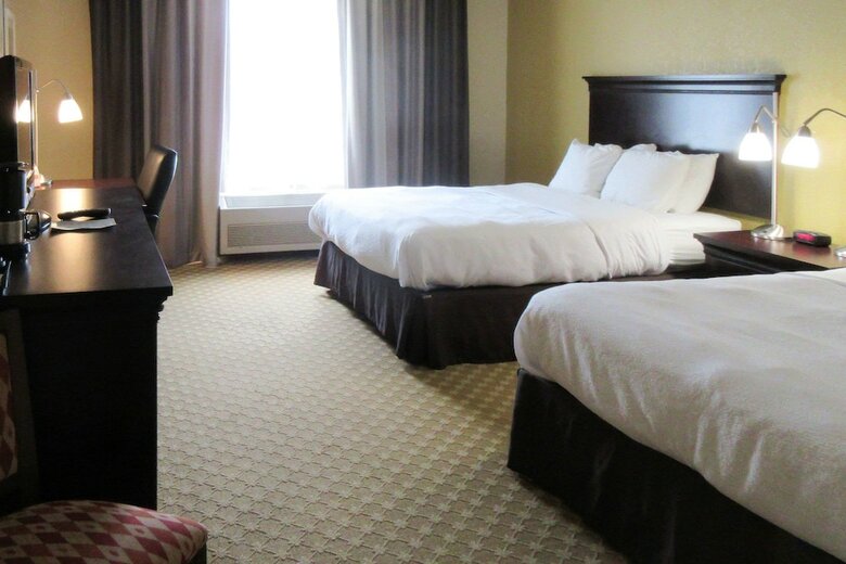 Hotel Quality Inn & Suites