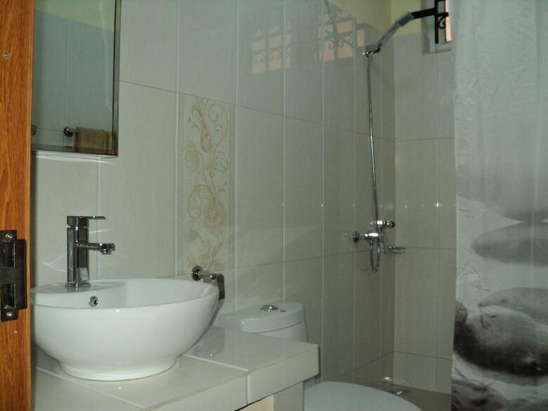 Monalysa St Honor� Apartment & Studio