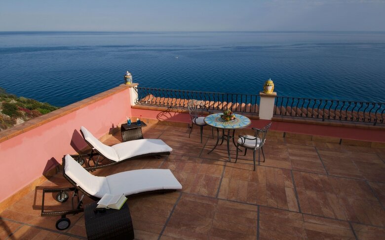 Baia Taormina Hotel