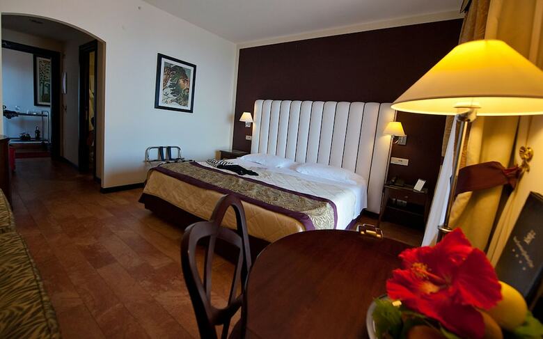 Baia Taormina Hotel