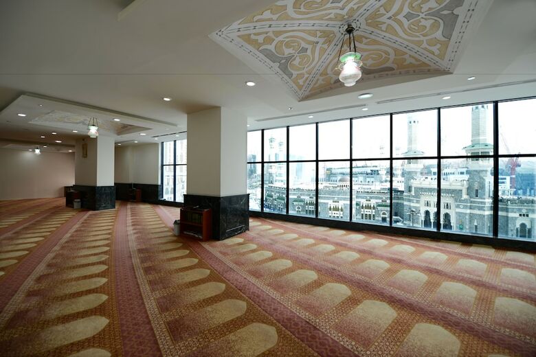 Hotel Al Safwah Royale Orchid
