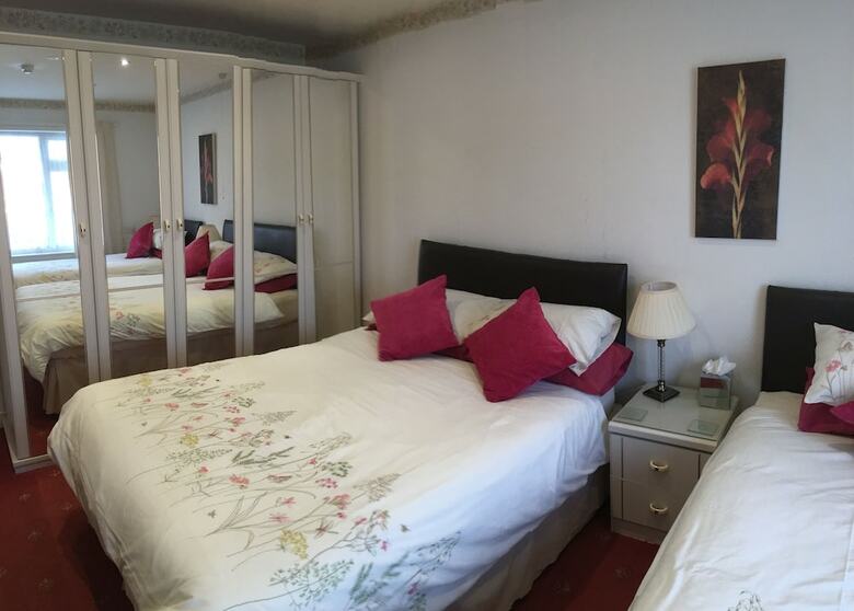 Hotel Holcombe Guest House