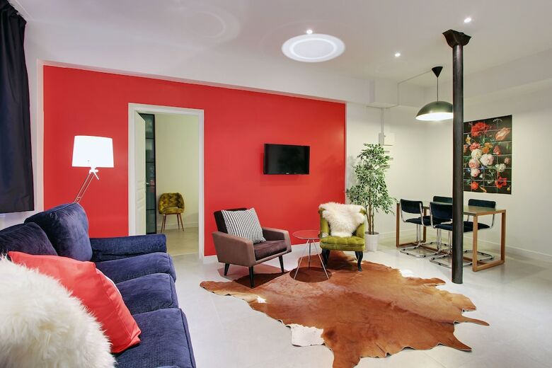 Short Stay Group Museum View Serviced Apartments