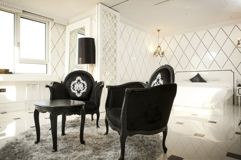 Hotel The Designers Hongdae
