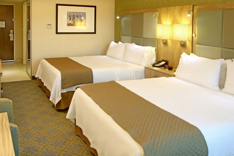 Holiday Inn Express Hotel & Suites Cuernavaca