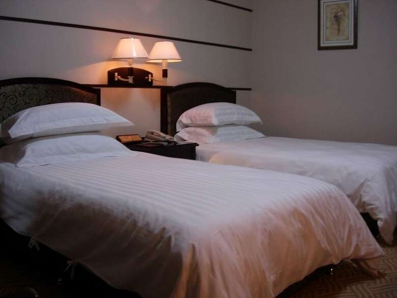 Hotel Metropolo Qingdao Chengyang Municiple Government