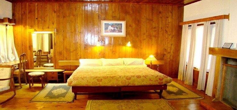 Negis Hotel Mayflower