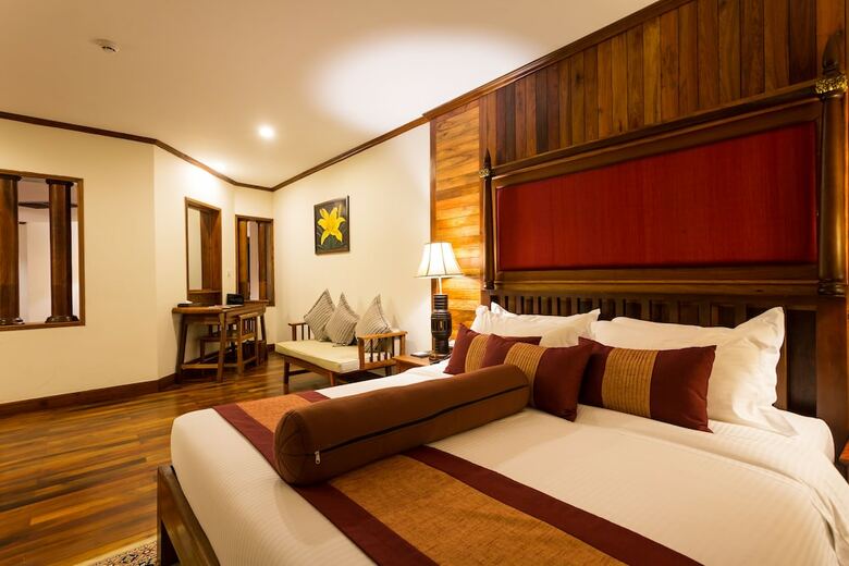 Hotel Empress Residence Resort & Spa