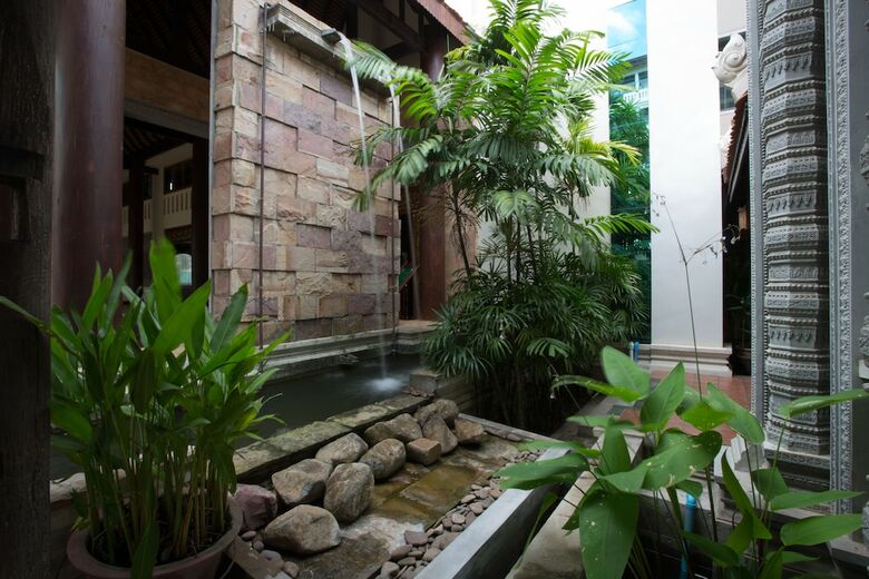 Hotel Empress Residence Resort & Spa