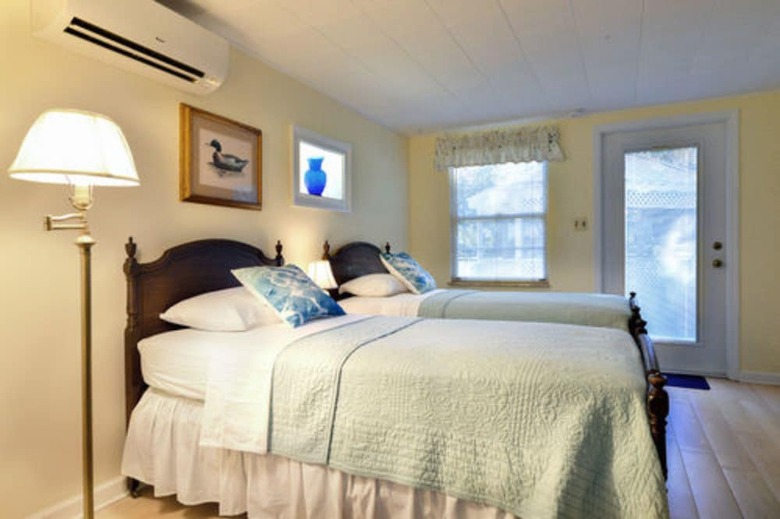 Farnsworth House Bed & Breakfast
