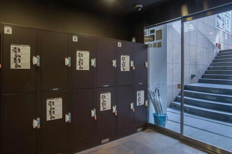 Capsule Hotel B&s Eco-cube Shinsaibashi