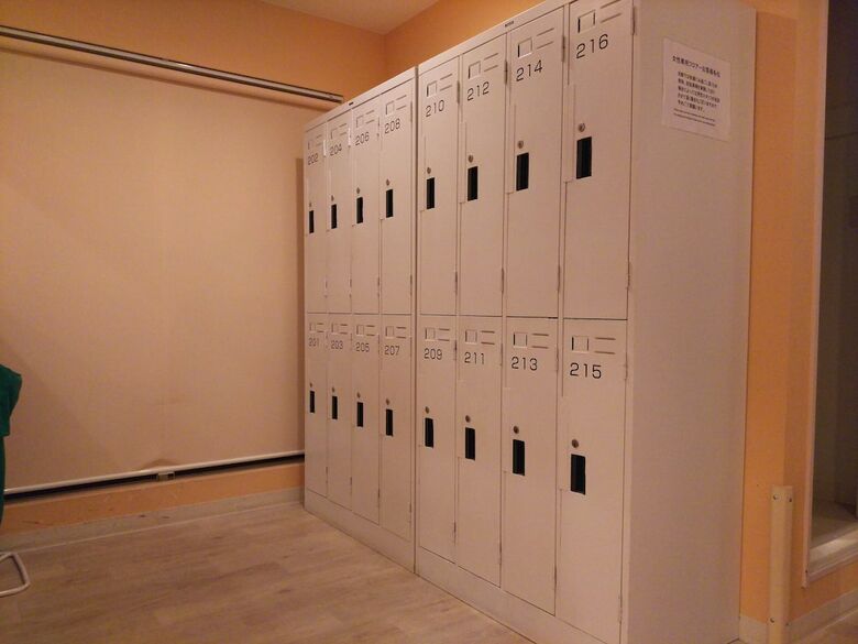 Capsule Hotel B&s Eco-cube Shinsaibashi