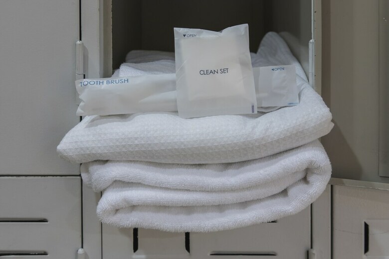 Capsule Hotel B&s Eco-cube Shinsaibashi