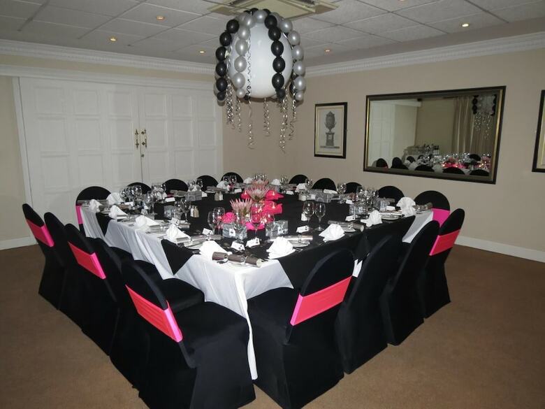 Redlands Hotel