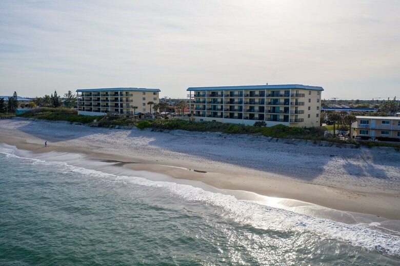 Las Olas Beach Club