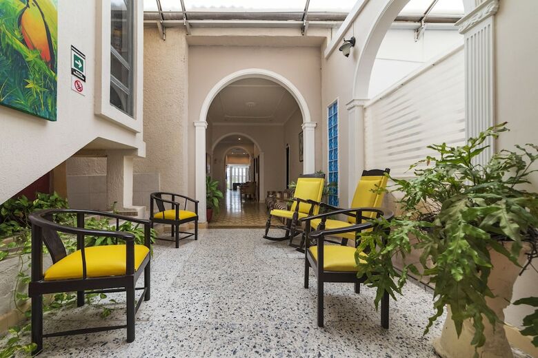 Hotel Ayenda 1303 Virrey 76