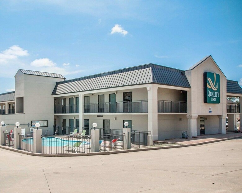 Motel Quality Inn Us65 & E. Battlefield Rd. Springfield