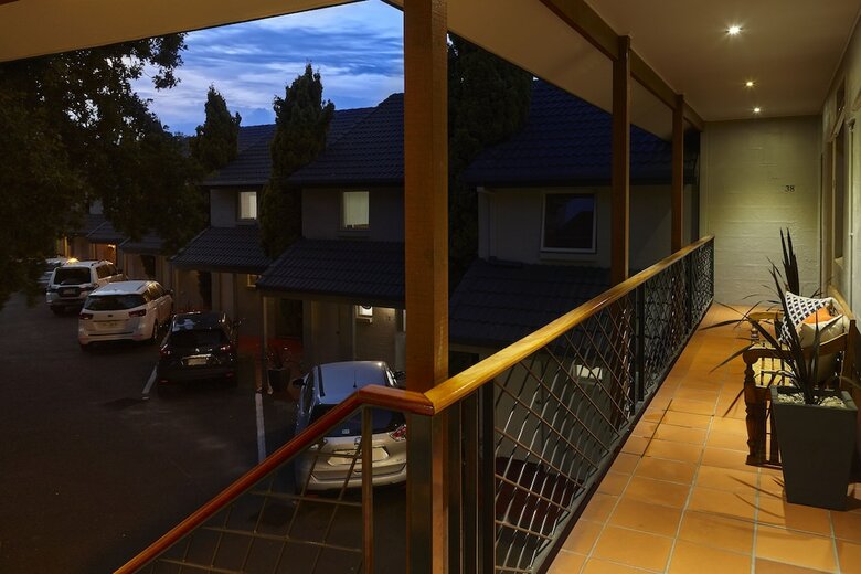 Elphin Motel & Serviced Apartments