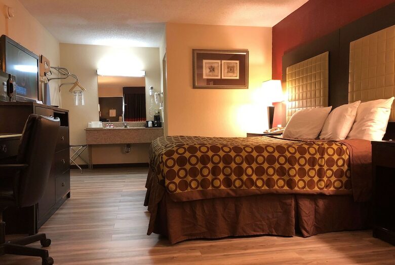 Hotel Ramada By Wyndham Harrisonburg