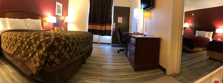 Hotel Ramada By Wyndham Harrisonburg