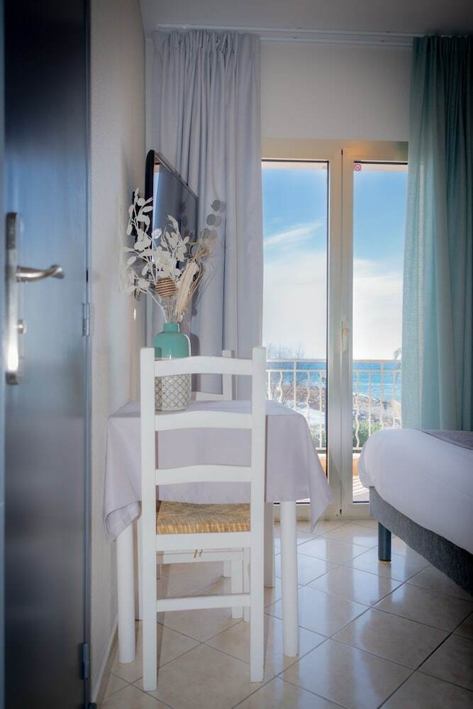 Hotel H�tel Reine D'azur