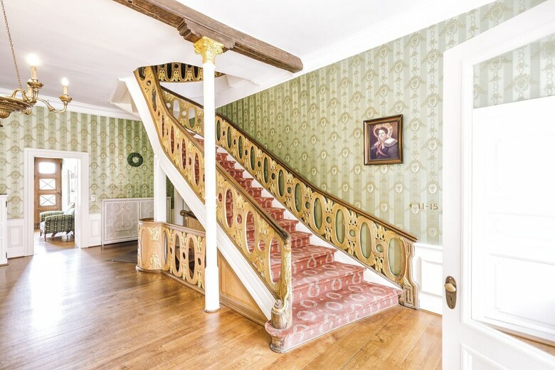 Burghotel Hasel�nne