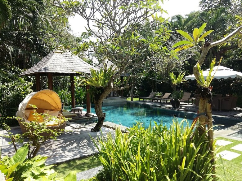Villa Arwana Estate
