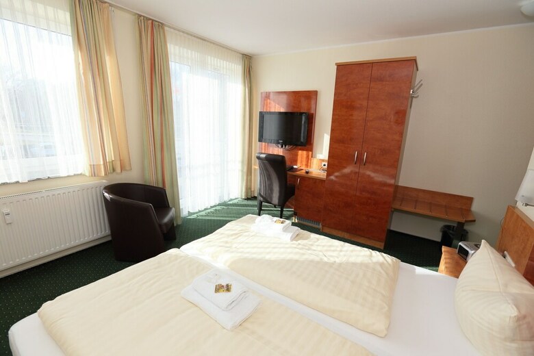 Caf� & Hotel Am Holzhafen