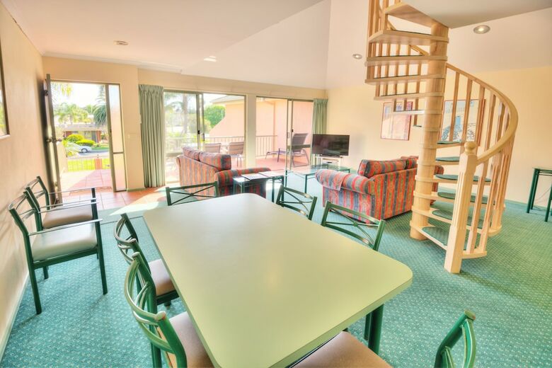 Tuscany Apartments