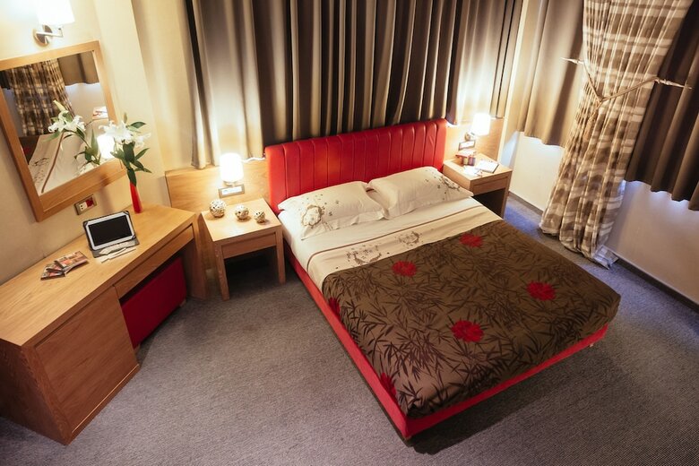 Alexandros Boutique Hotel