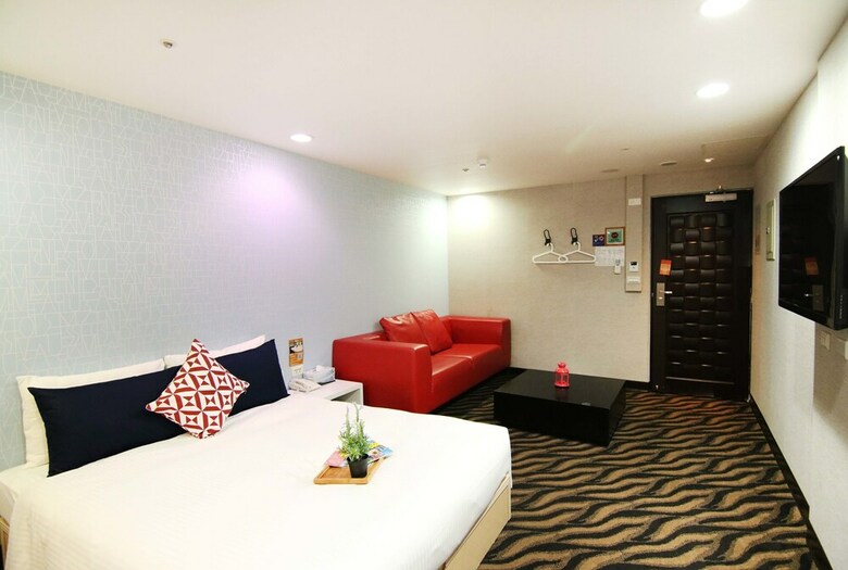Starry Night Hotel