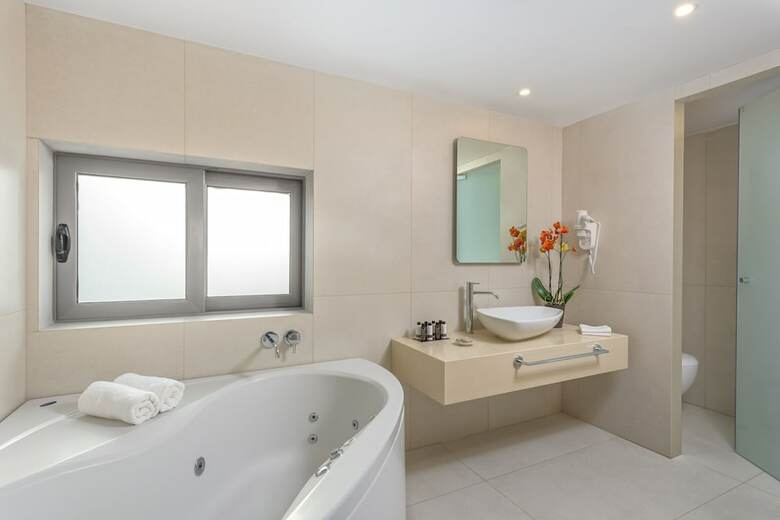 Hotel Ixian All Suites - Adults Only