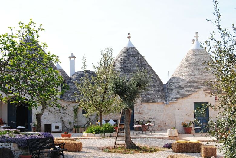 Bed & Breakfast Trulli Gallo Rosso