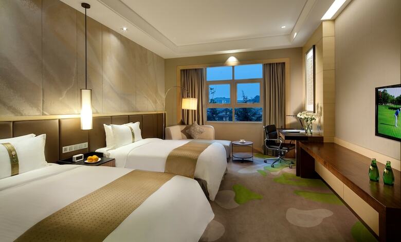 Hotel Holiday Inn Qingdao Expo