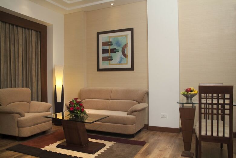 Hotel Savoy Suites, Greater Noida