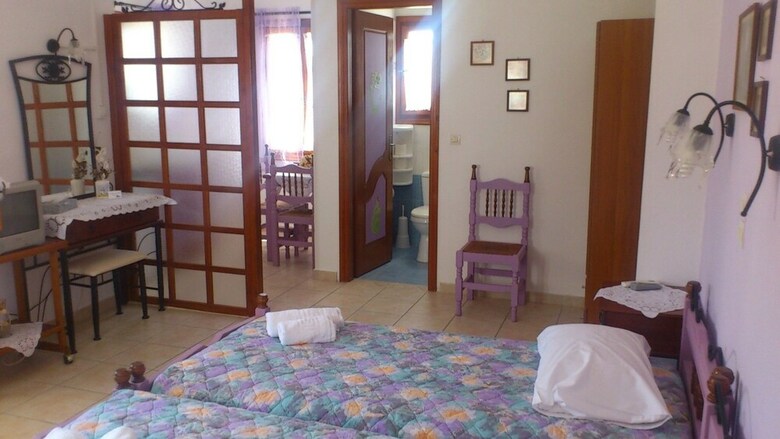 Aparthotel Dora's Studios And Apartments