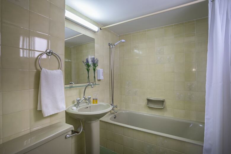 Costantiana Beach Hotel Apartments