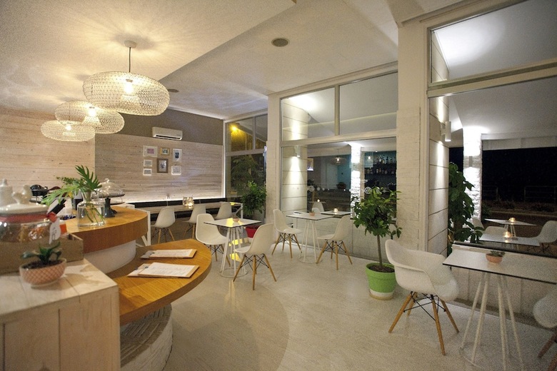 Costantiana Beach Hotel Apartments