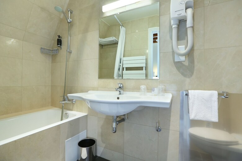 Hotel College de France