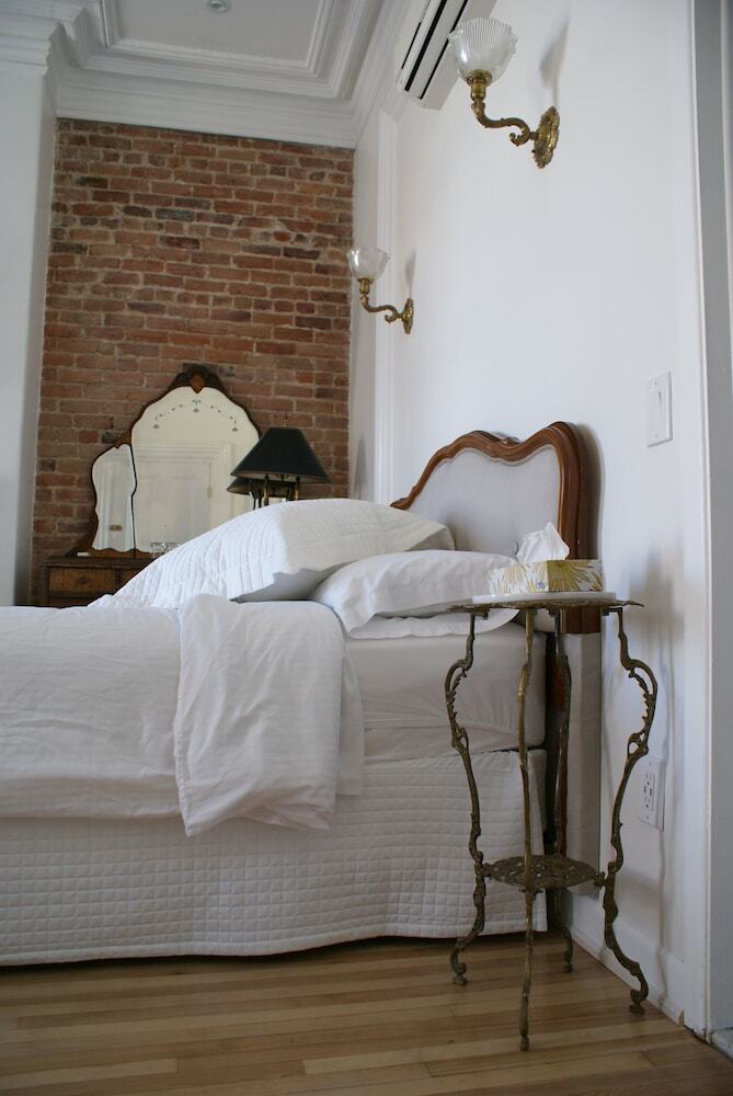 Hotel H�tel Marie-rollet