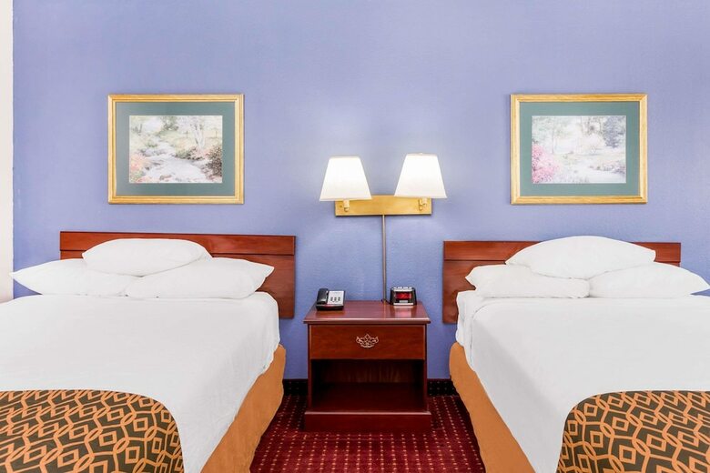 Hotel Days Inn By Wyndham Lavonia