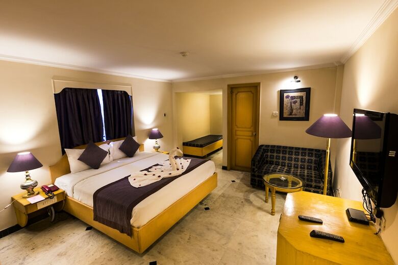 Hotel Grand Residence